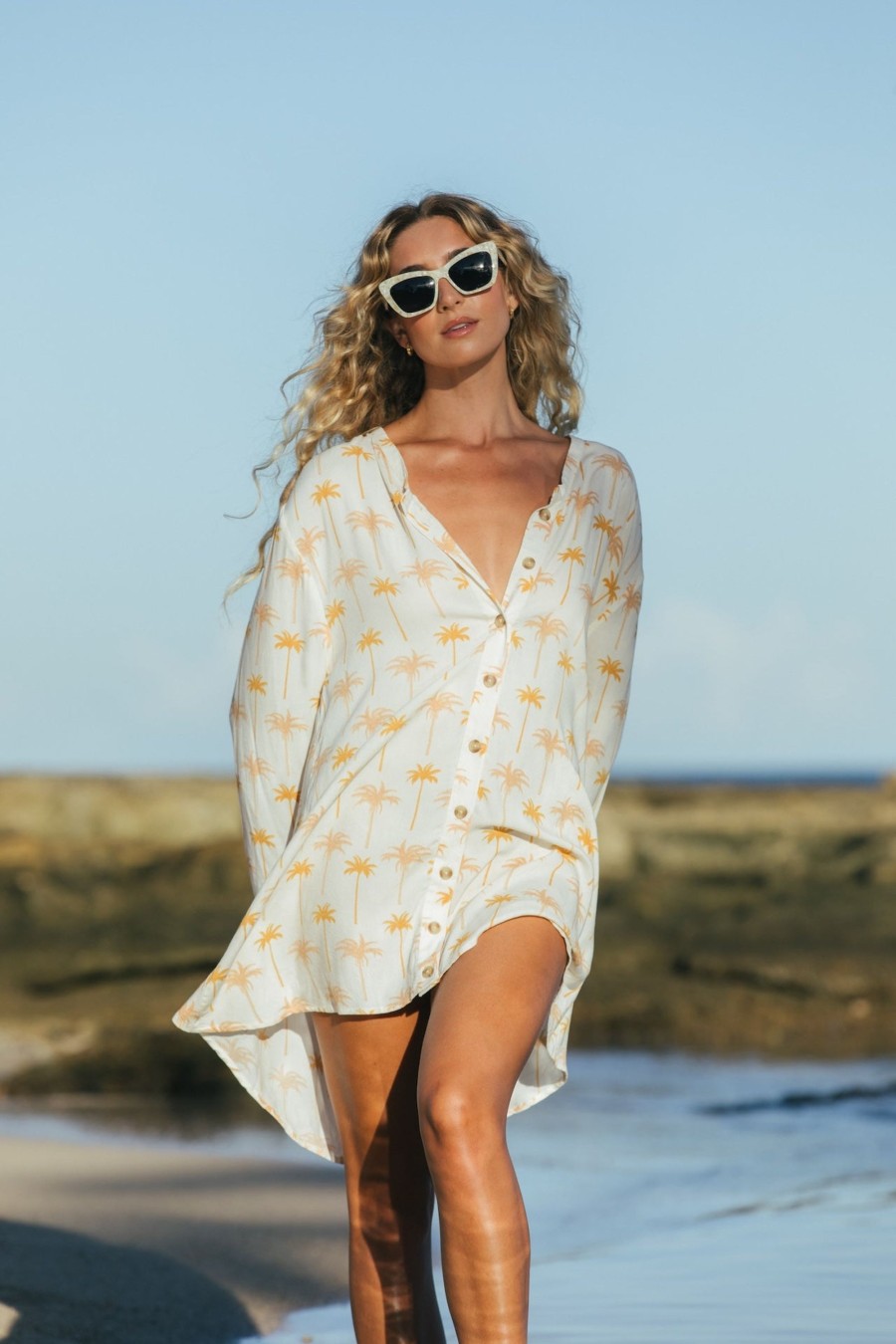 Vacation XIX Palms | Todos Santos Button Dress